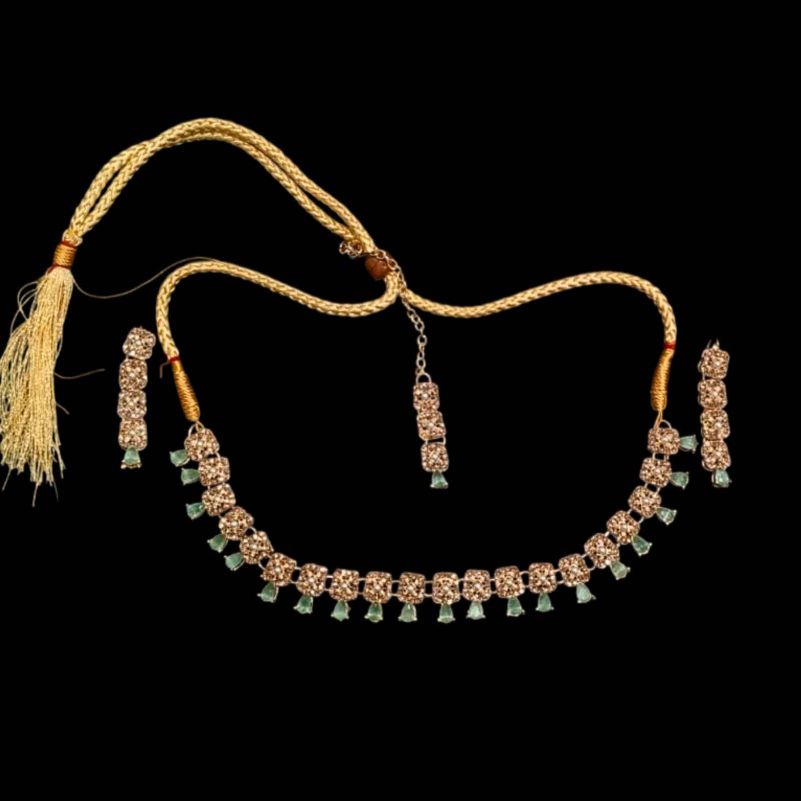 elegant jewelry set for parties and events